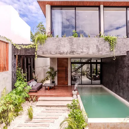Anana Casa Karmond Villa
